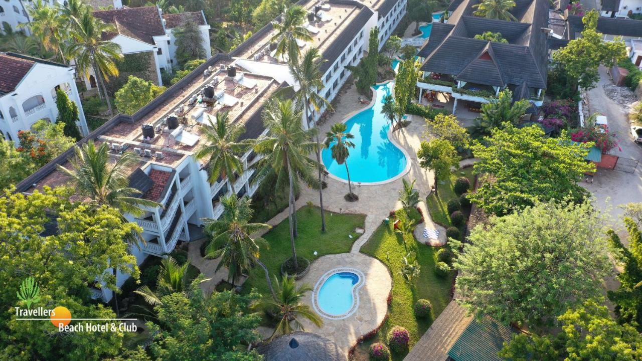 Travellers Beach Hotel Mombasa Extérieur photo